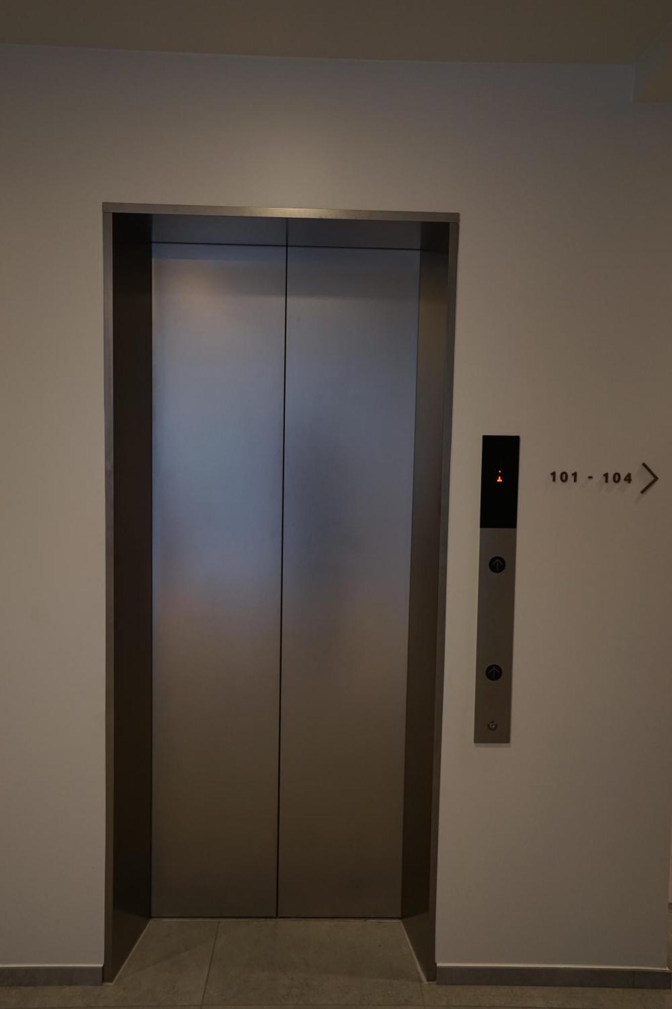 Da Haus Shinjuku Hotell Tokyo Eksteriør bilde